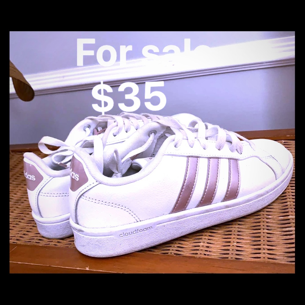 White adidas sneakers with light PINK EUC